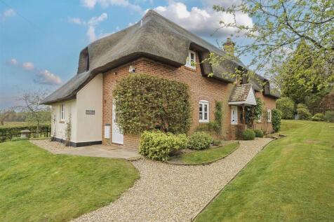 Enford, Pewsey 4 bed detached house for sale