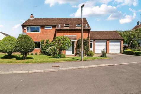 The Paddock, Urchfont, Devizes 4 bed detached house for sale