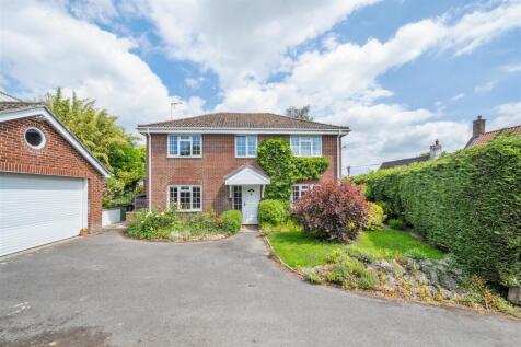 High Street, Great Cheverell 4 bed detached house for sale