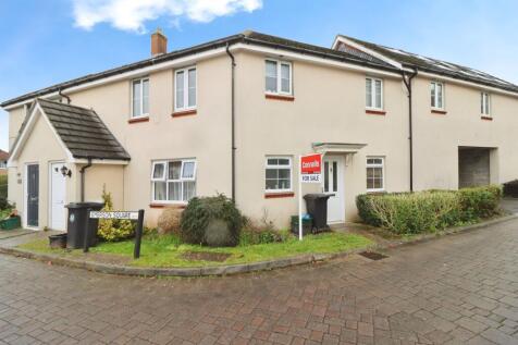 2 bedroom ground floor flat for sale