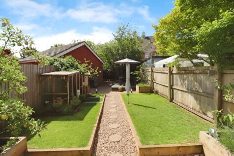 4 bedroom town house for sale