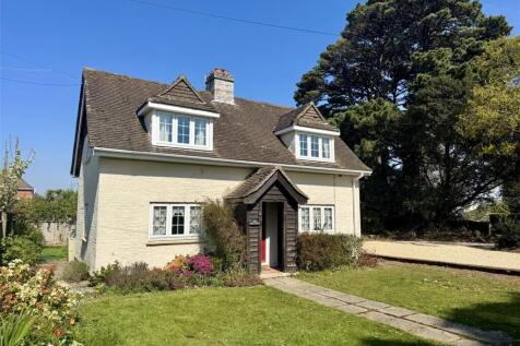 Becton Lane, Barton On Sea... 2 bed detached house for sale