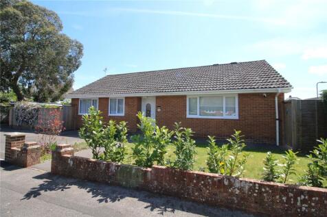 Queens Grove, New Milton, Hampshire... 3 bed bungalow for sale