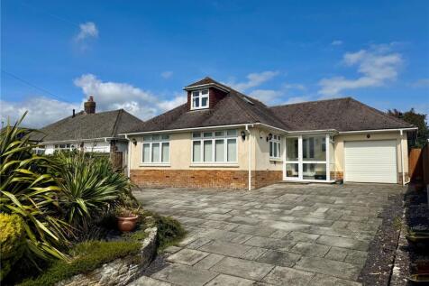 Farm Lane South, Barton On Sea... 4 bed bungalow for sale