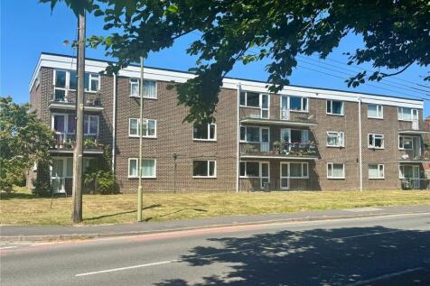 Ashley Court, Kenilworth Close, New... 2 bed apartment for sale