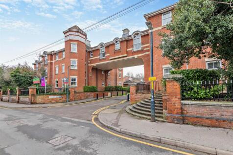 Old School Place, Maidstone 2 bed apartment for sale