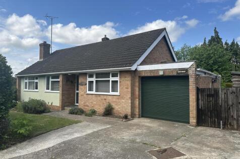 Huntsman Lane, Maidstone 3 bed detached bungalow for sale