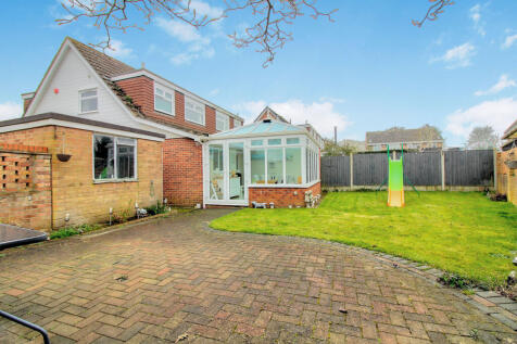 Edgewood Close, Bristol, BS30 3 bed semi