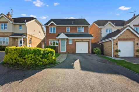 Hempland Close, Great Oakley, NN18 4 bed detached house for sale