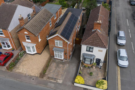 Meadowgate, Bourne, PE10 3 bed detached house for sale