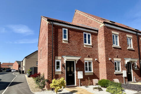 Ripon Close, Bourne, PE10 2 bed end of terrace house for sale