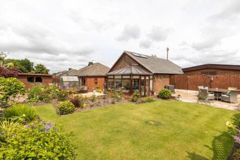 3 bedroom detached bungalow for sale