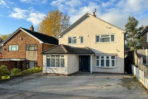 6 bedroom detached house for sale