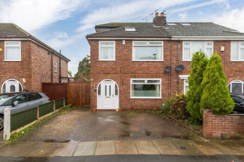 4 bedroom semi-detached house for sale