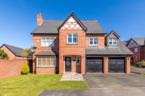 4 bedroom detached house for sale