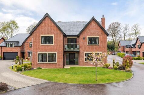 7 bedroom detached house for sale