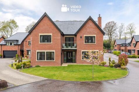 7 bedroom detached house for sale