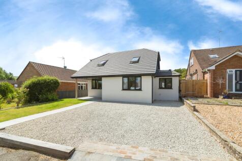 4 bedroom chalet for sale