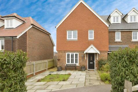 4 bedroom town house for sale