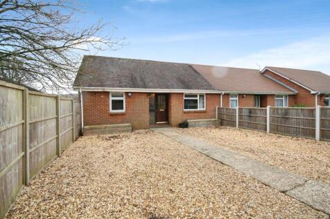 2 bedroom semi-detached bungalow for sale