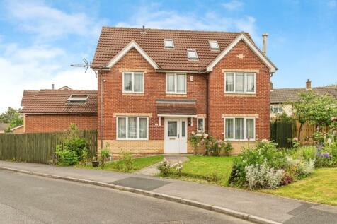 6 bedroom detached house for sale