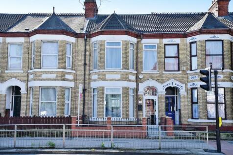 4 bedroom terraced house for sale