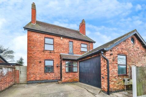 6 bedroom detached house for sale