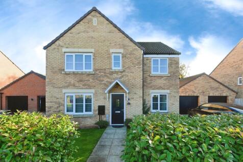 5 bedroom detached house for sale