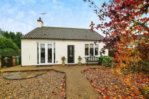 2 bedroom detached bungalow for sale