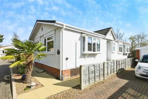 2 bedroom park home for sale