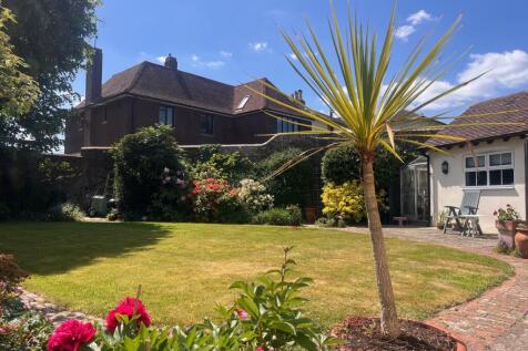 3 bedroom character property for sale