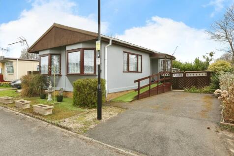 2 bedroom park home for sale