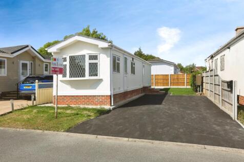 2 bedroom park home for sale