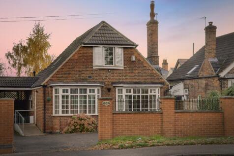 3 bedroom detached bungalow for sale