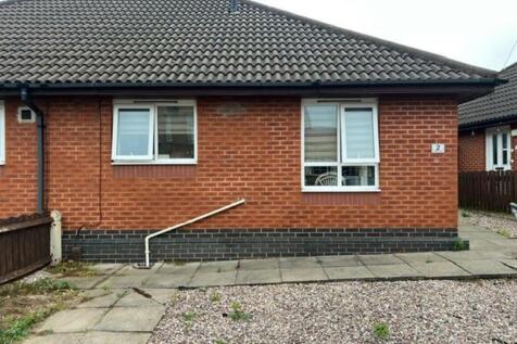 2 bedroom semi-detached bungalow for sale