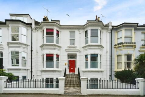 9 bedroom terraced house for sale