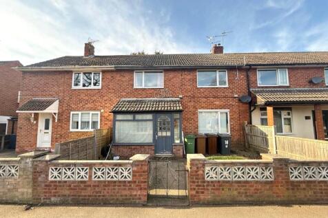 3 bedroom terraced house for sale