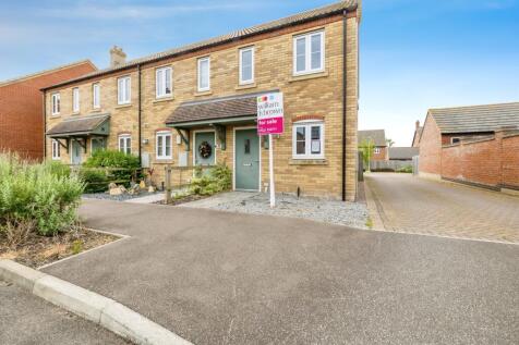 2 bedroom end of terrace house for sale