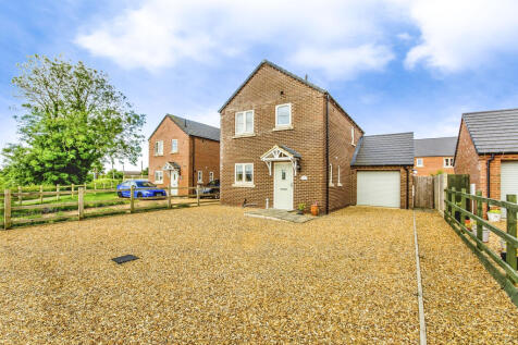 3 bedroom detached house for sale