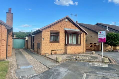 2 bedroom detached bungalow for sale