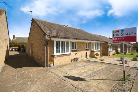 2 bedroom semi-detached bungalow for sale