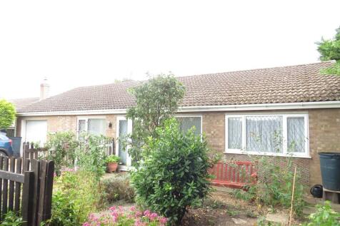 4 bedroom detached bungalow for sale