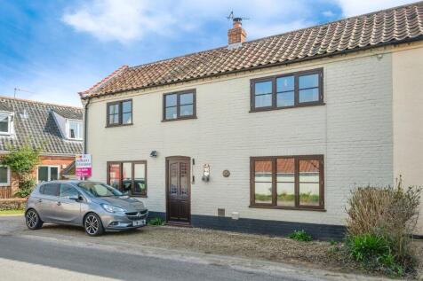 4 bedroom semi-detached house for sale