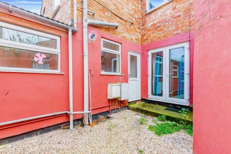 1 bedroom terraced house for sale