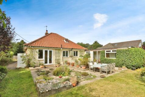 3 bedroom detached bungalow for sale