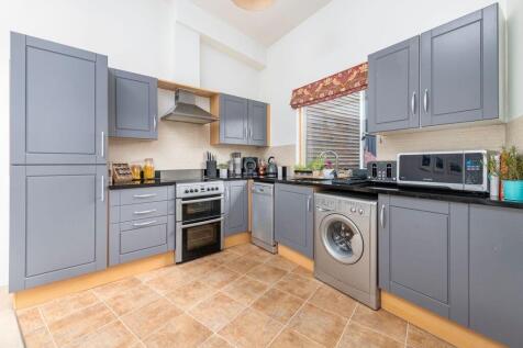 1 bedroom flat for sale