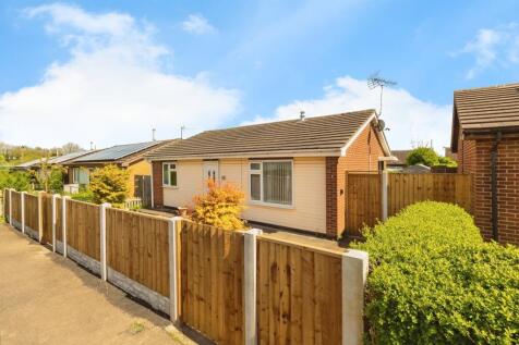 2 bedroom semi-detached bungalow for sale