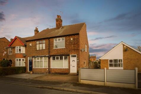 2 bedroom semi-detached house for sale