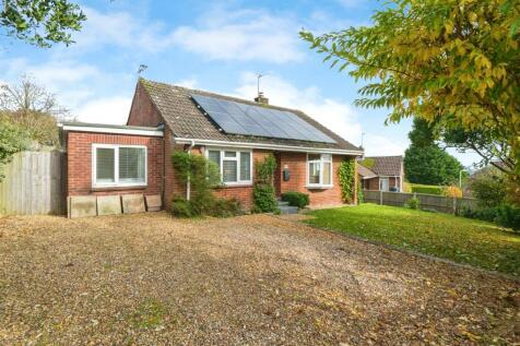 3 bedroom detached bungalow for sale