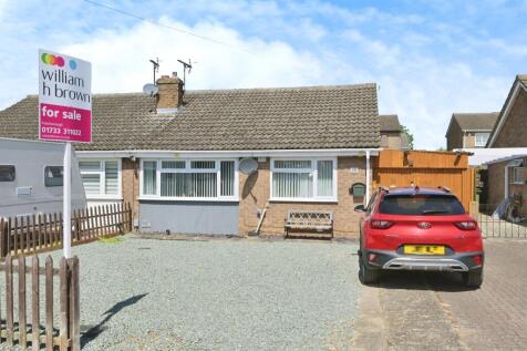2 bedroom semi-detached bungalow for sale